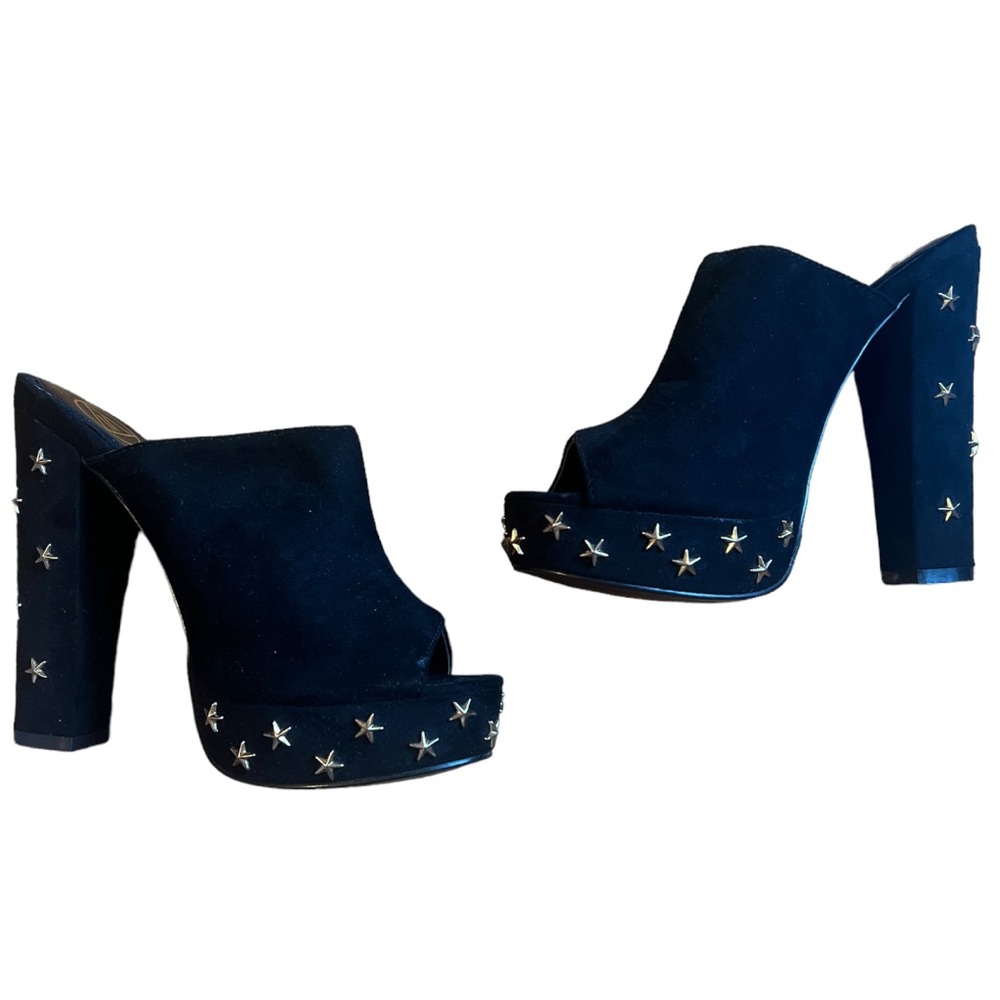 Black suede like material heel with gold stars